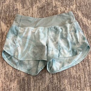 Lululemon Speed Up Shorts - High Rise - 4” - size 6